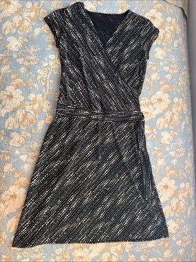Black and White Wrap-Style Women's Dress